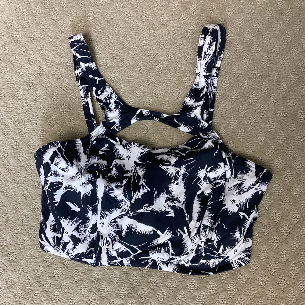 Women’s Underwire Two Piece Swim Top - US Size 32I